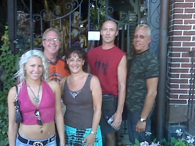 615 Arch Bob Thom Roe Lauren at New Hope.jpg